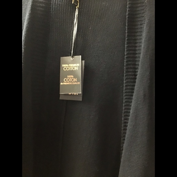 🌟 Black Cotton Cape with Pockets - Picture 4 of 6